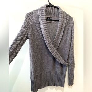 Le Château knit sweater